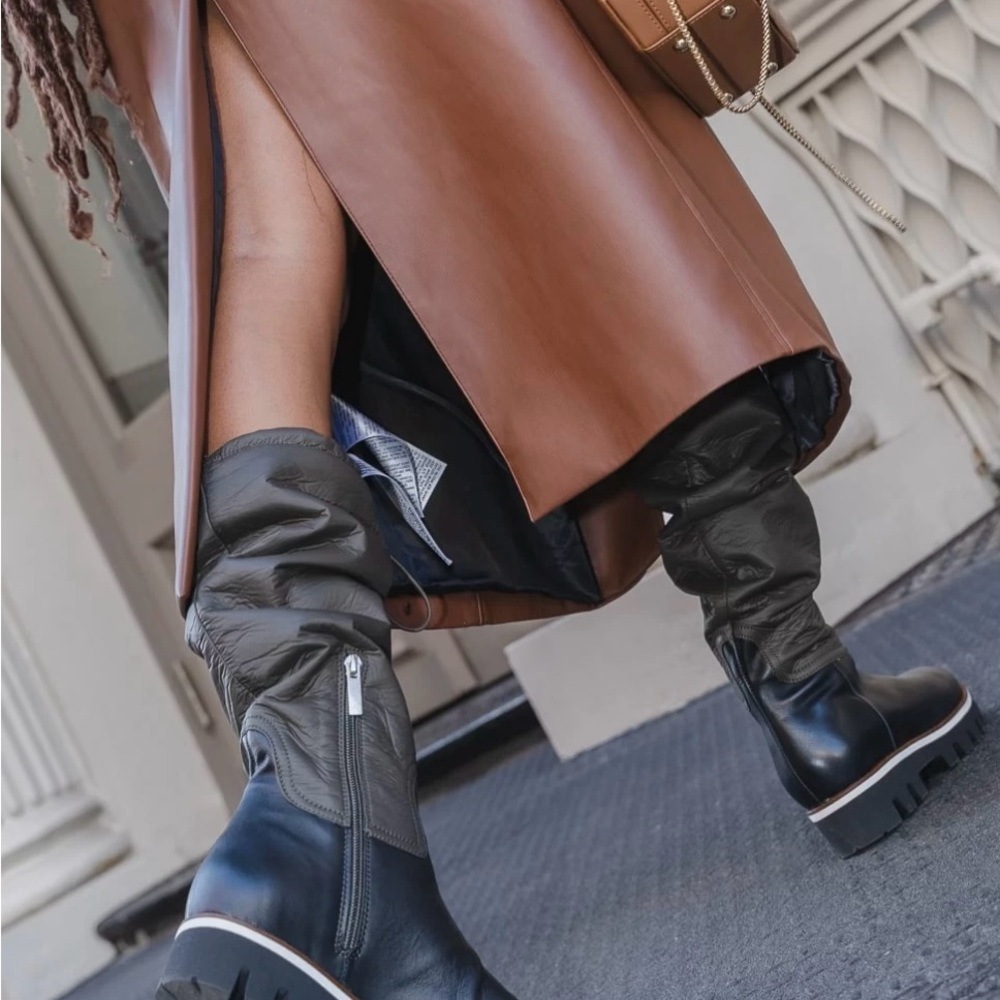 Aquatalia Marlo Water Resistant
Knee High Boot In Black size 9 Women’s - Picture 3 of 9